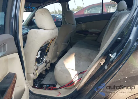 2009 Honda Accord 2.4 Ex from USA, damaged, VIN 1HGCP26789A067771